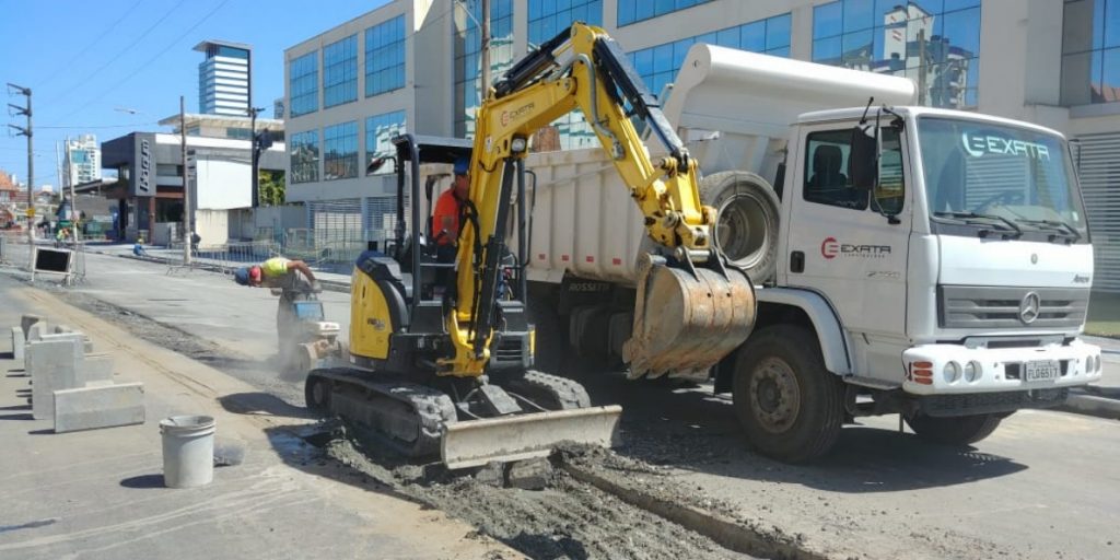 Pavimentação - Rua Humberto de Campos - Blumenau/SC
