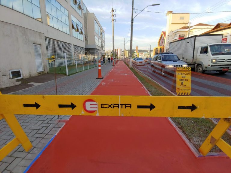 PAVIMENTAÇÃO ASFÁLTICA, PAVER INTERTRAVADO, DRENANTE EM BLUMENAU E REGIÃO DO VALE DO ITAJAÍ/SC