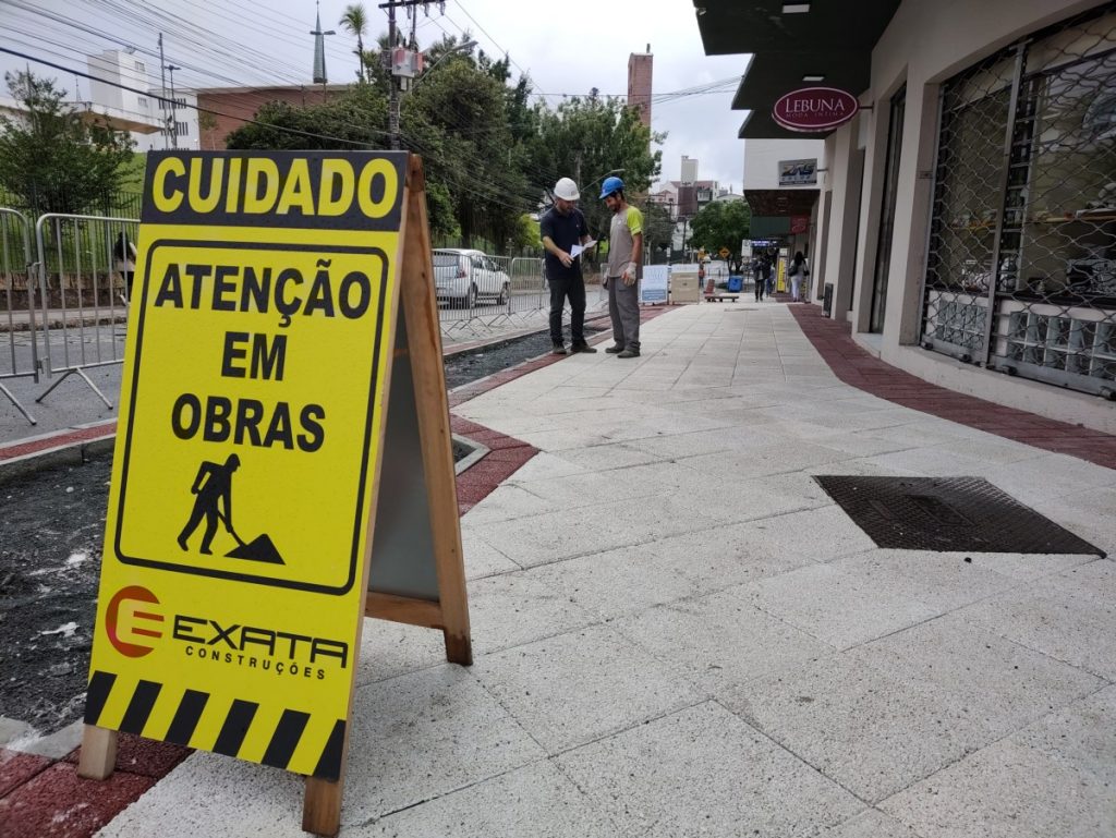 Pavimentação com Piso Drenante em Blumenau/SC