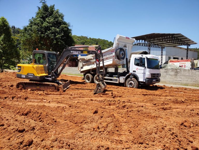 Serviços de Terraplanagem em Blumenau e região do Vale do Itajaí/SC